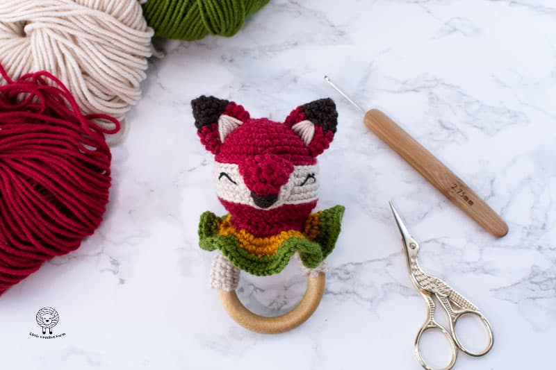 Fox wooden teething ring crochet free pattern