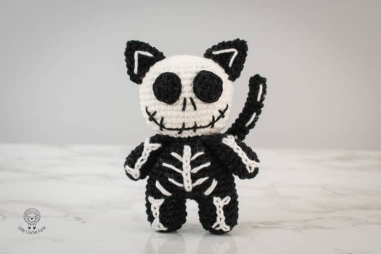 Skeleton Cat amigurumi free pattern