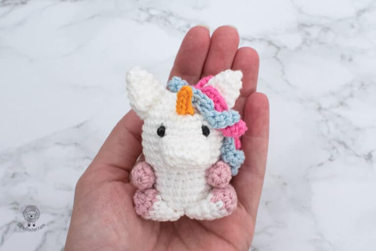 Little Unicorn amigurumi free pattern