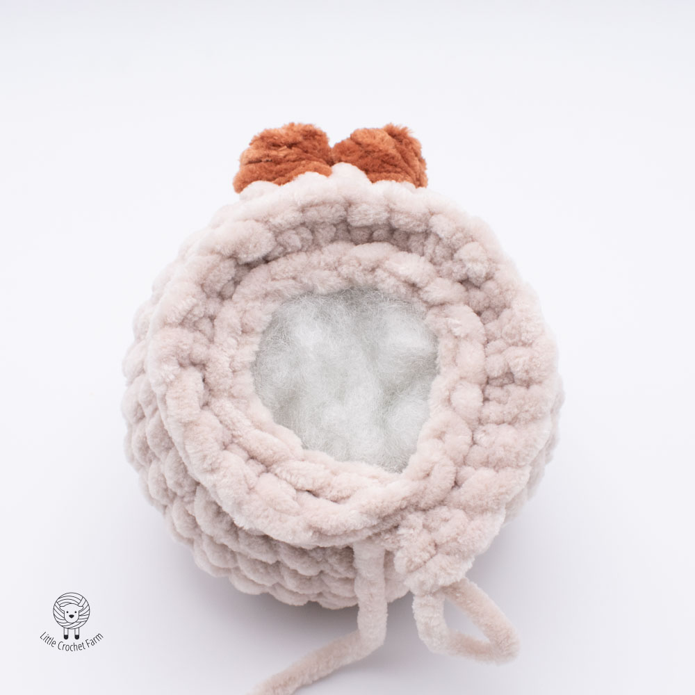 No-sew crochet Puppy Pug photo tutorial pattern instructions