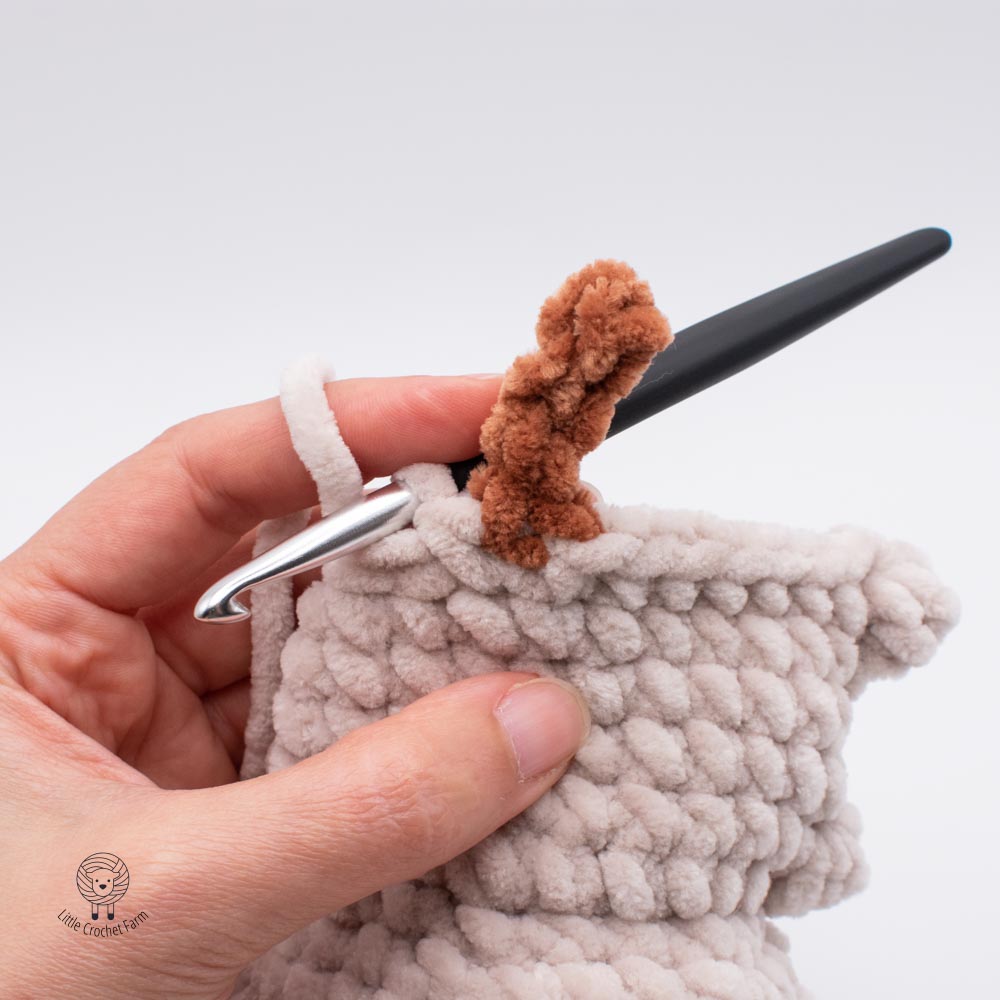 No-sew crochet Puppy Pug photo tutorial pattern instructions