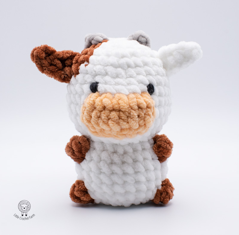 no-sew crochet cow photo tutorial