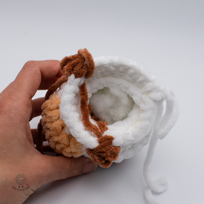 no-sew crochet cow photo tutorial